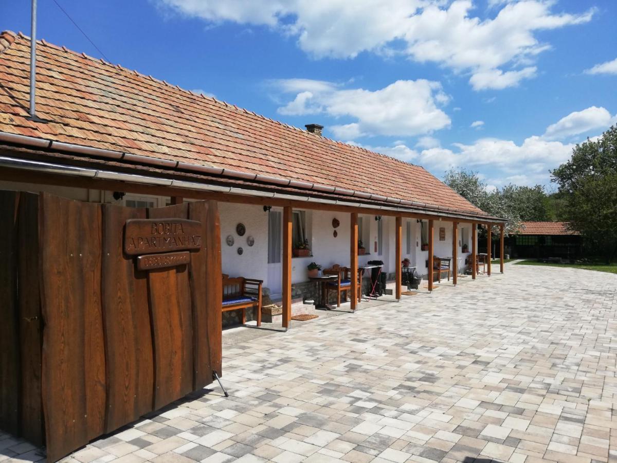 Bobita Apartmanhaz Szilvasvarad Exterior photo
