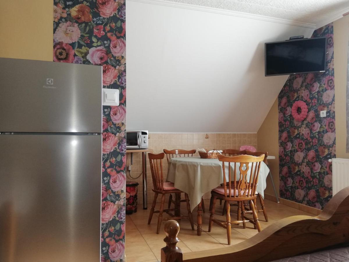 Bobita Apartmanhaz Szilvasvarad Exterior photo
